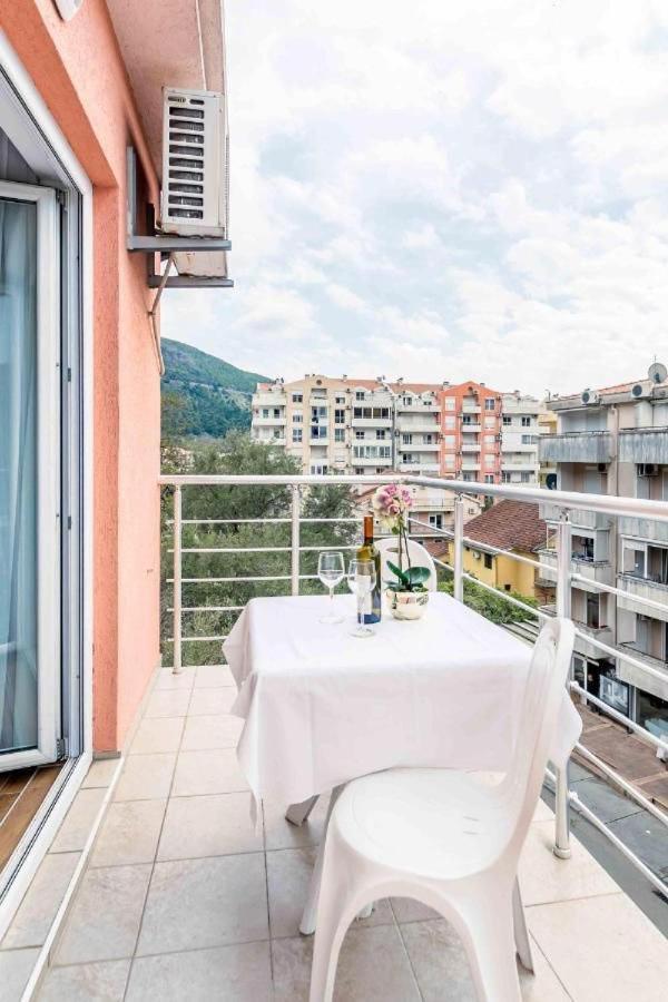 Apartmani Franeta Будва Екстер'єр фото